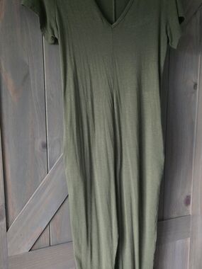 Smash&Tess Olive Green V-Neck Jumpsuit